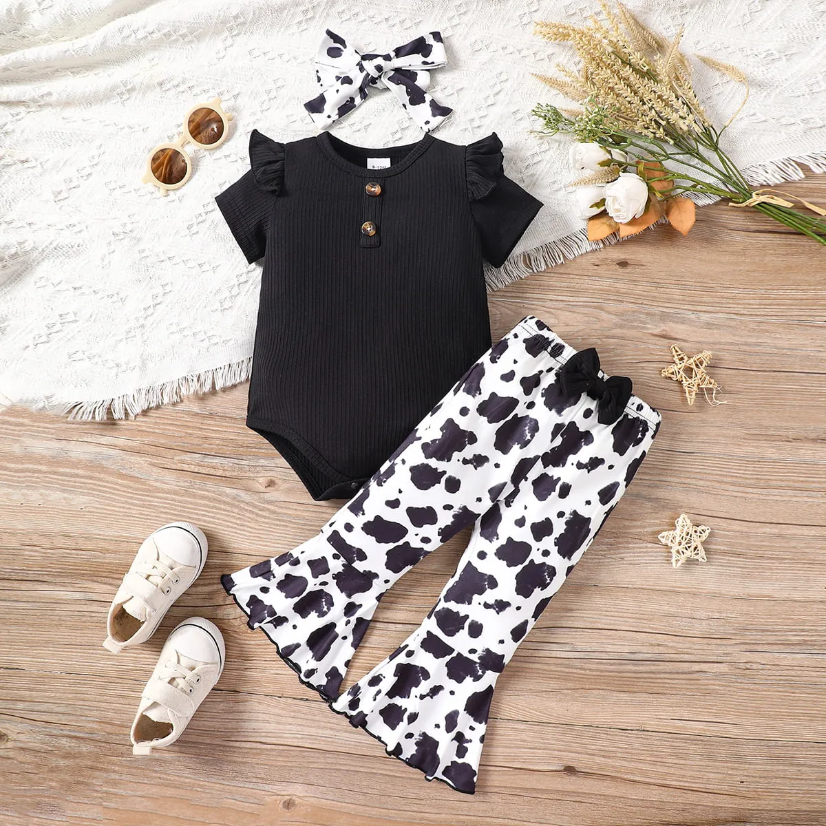 *APP EXCLUSIVE* Girl's Ribbed Bodysuit and Printed Flare Pants Set