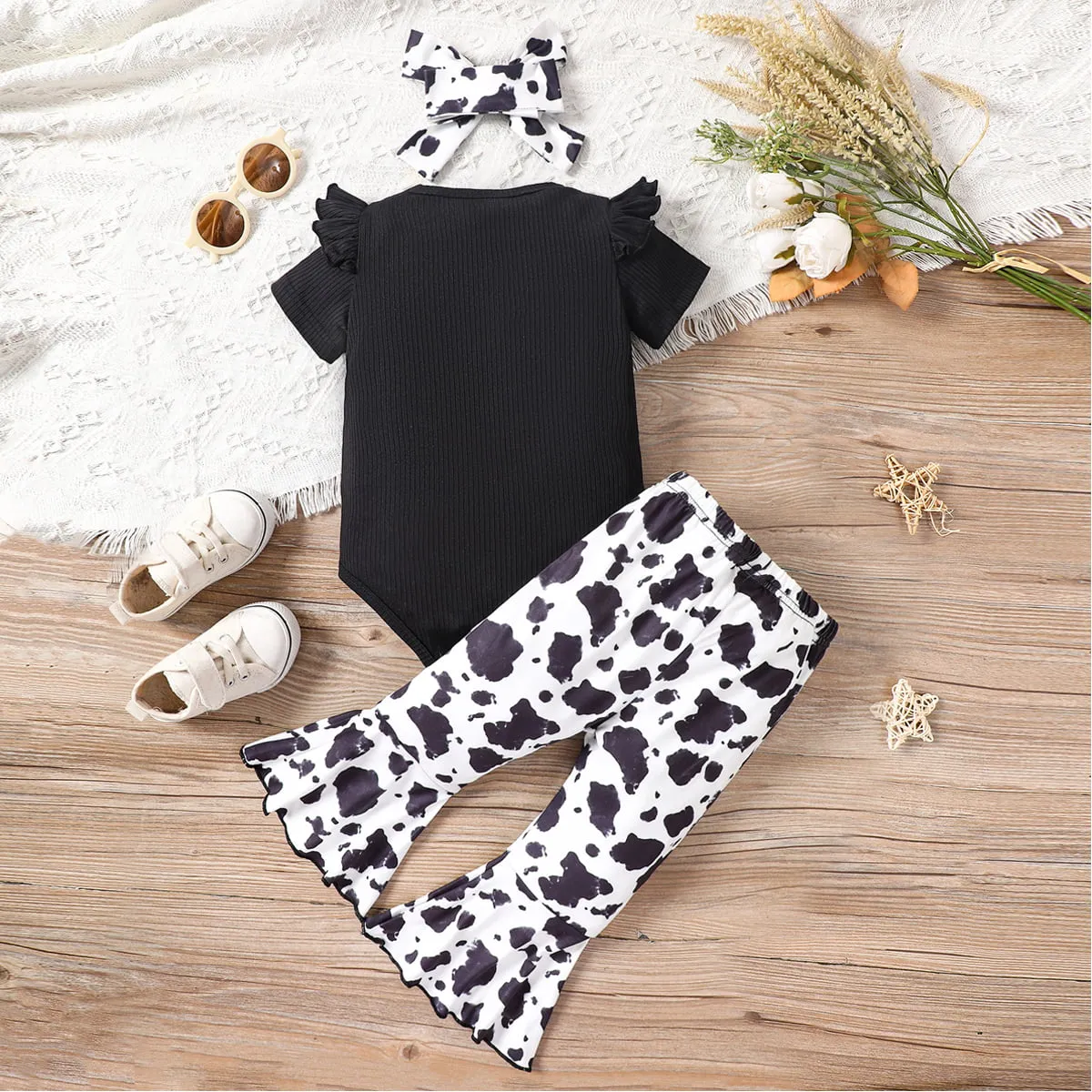 *APP EXCLUSIVE* Girl's Ribbed Bodysuit and Printed Flare Pants Set