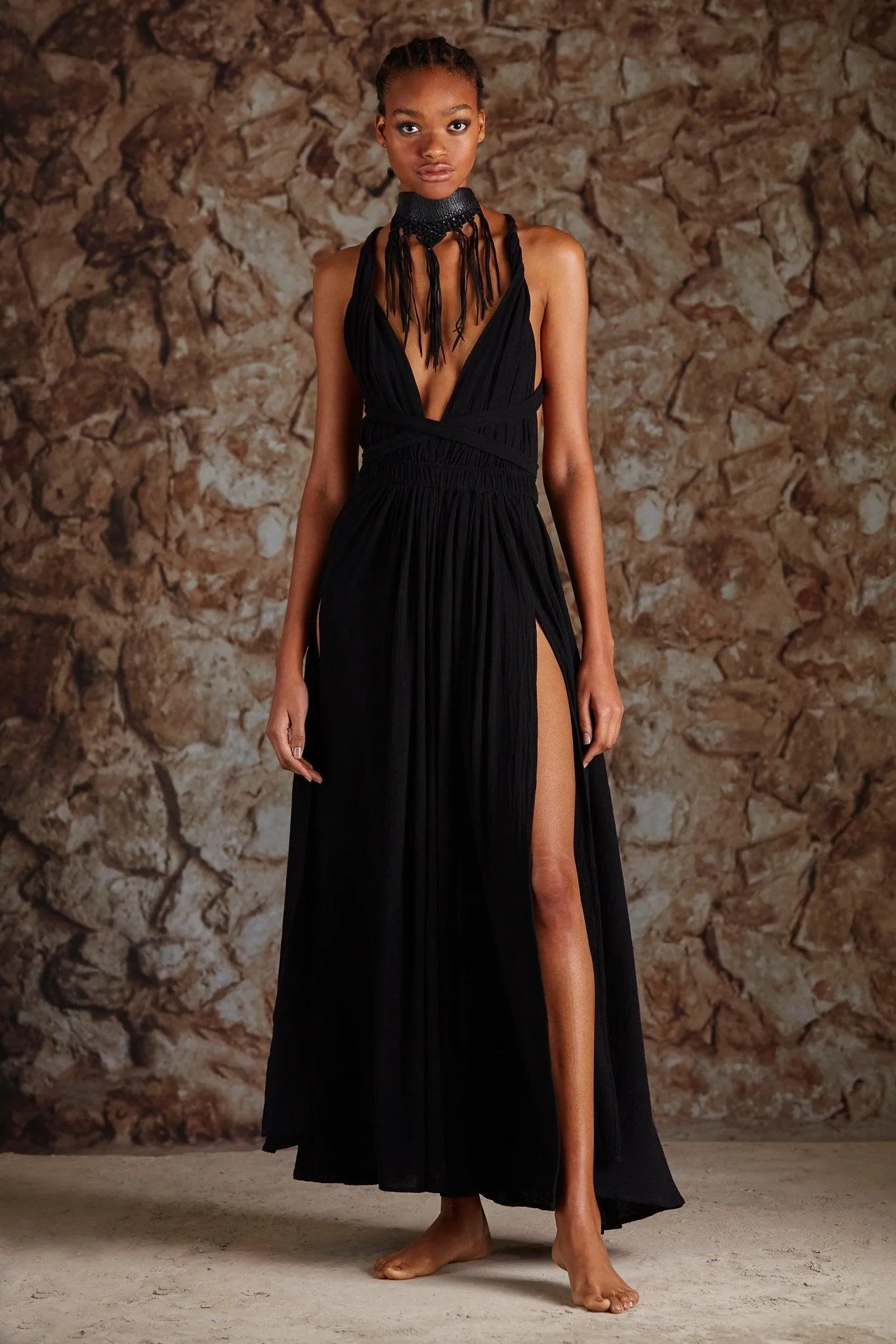 Caravana Hera black dress