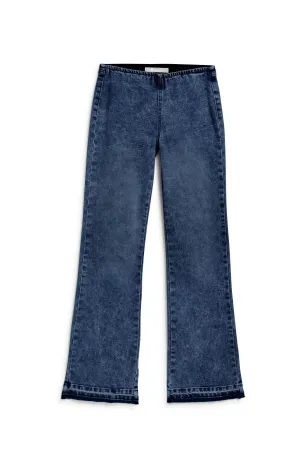 Mid Rise Clean Front Pull On Flare Jean W Released Hem