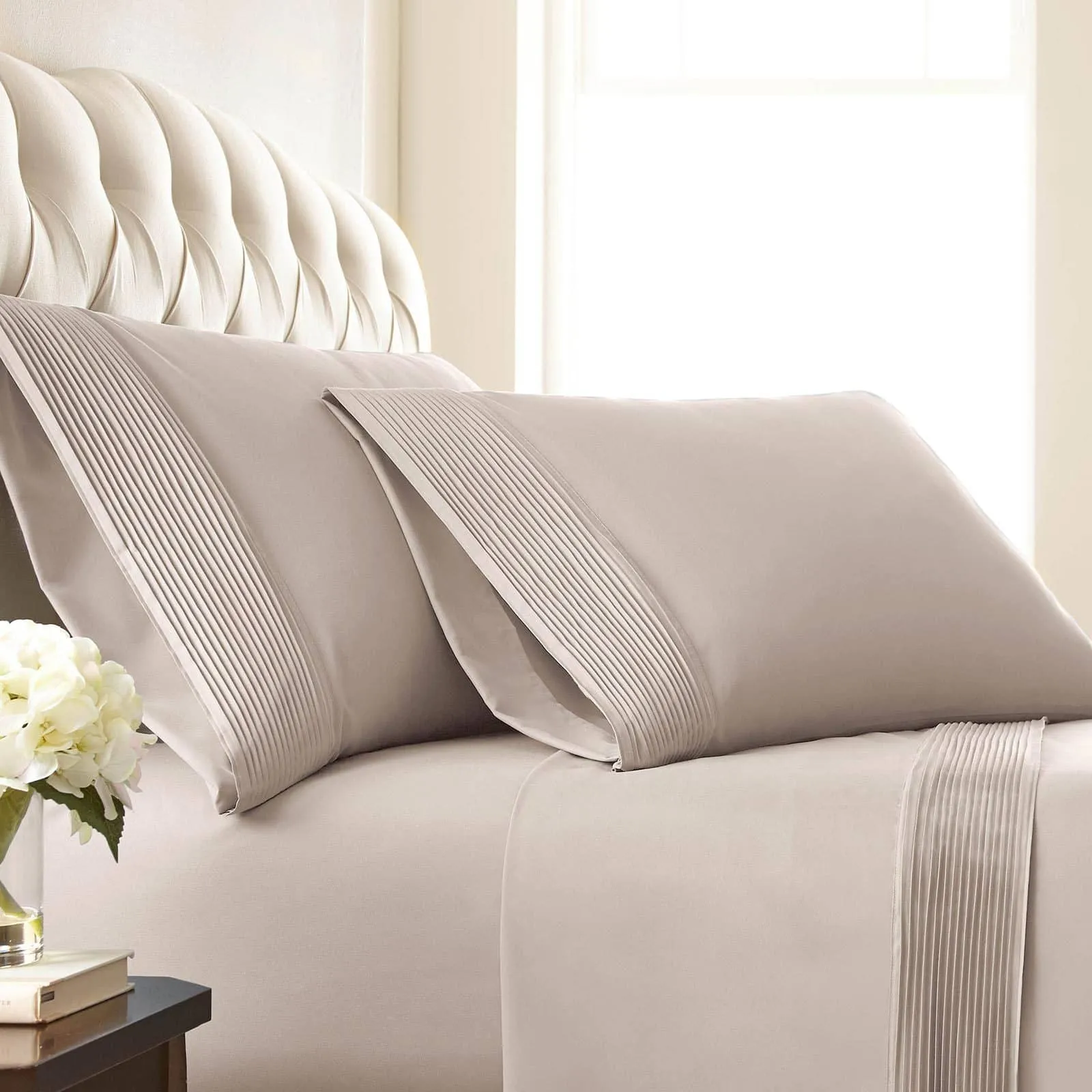 Vilano Pleated Pillow Cases