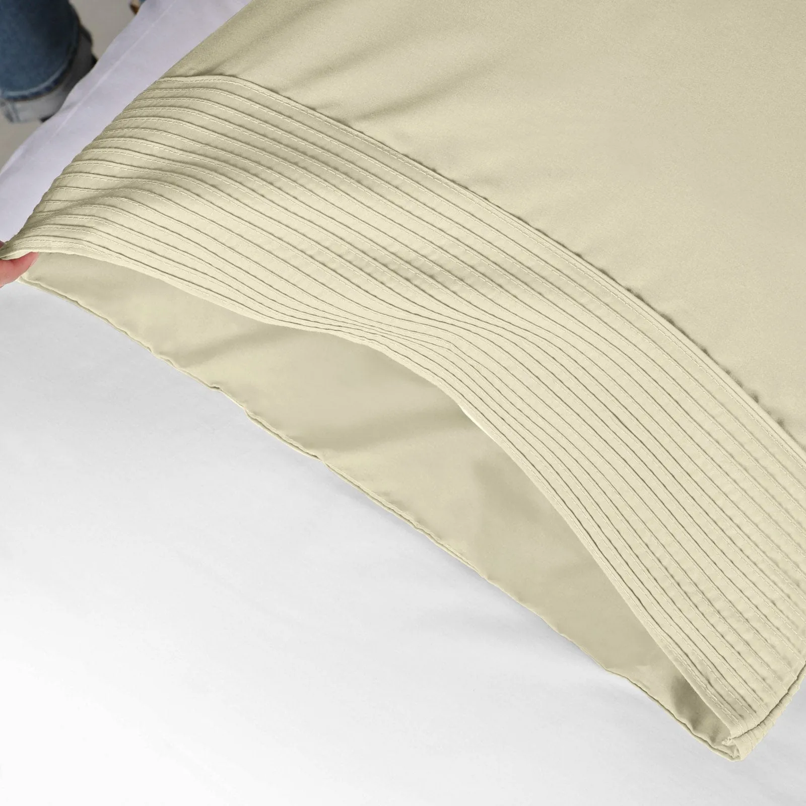 Vilano Pleated Pillow Cases